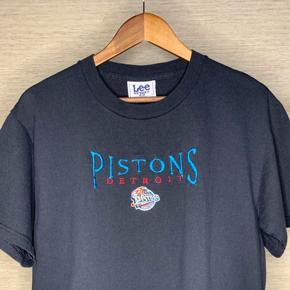 Vintage 90’s Detroit Pistons x LEE T Shirt